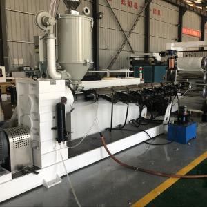 PE PP Hollow Sheet/Board Making Machine Outlet with Deep Screw Screw Channel