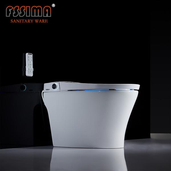 Quality Automatic Intelligent Toilet Japan Dual Flush Sanitary Ware 4.5L for sale