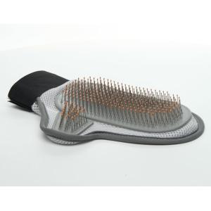 Buy cheap Silicone True Touch Deshedding Glove For Gentle And Efficient Pet Grooming from wholesalers