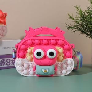 14.5*11*4cm Cute Silicone Pencil Box Organizer with Lid Bpa Free Material