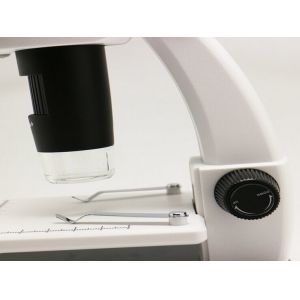 3.5 Inches Portable And Standalone 500x5M LCD Digital Microscope For High