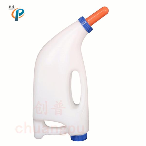 4000ml Calf Feeding Bottle With Handle , Calf Bottles Colostrum Feeding