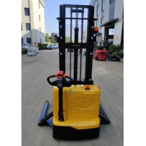 Electric Walkie Stacker 1.5 Ton 3m Lift Height with 24V Battery
