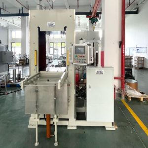 Buy cheap Advanced Automation Automatic Molding Machine With 100mm Screw Diameter from wholesalers