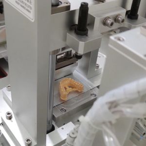 Clear Aligner Thermoforming Machine