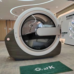 Buy cheap Atmospheric Reverse Aging Hyperbaric Chamber ISO9001 Oxygen Therapy Room 2000MM from wholesalers