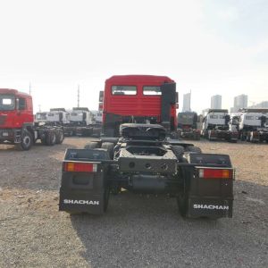 Red SHACMAN F3000 375HP Euro V 6 Wheel Tractor Head 4x2 WEICHAI Engine