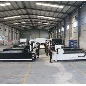 Buy cheap High-Power Metal Sheet Stainless Steel Laser Cutting Machine with Precision Servo System from wholesalers