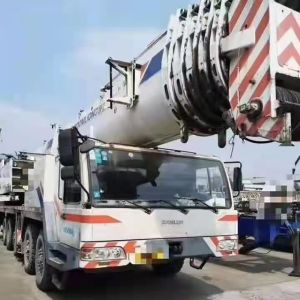 Construction Machinery 150 Ton Truck Crane With 6 Telescopic Sections