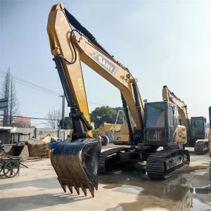 SANY SY215c Crawler Excavators in Sell 21800KG Operating Weight and 602 Working