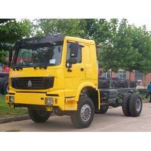 Buy cheap HOWO 4x4 Manual Prime Mover Truck All Wheel Drive With 7100kg Payload , Off Road Model from wholesalers