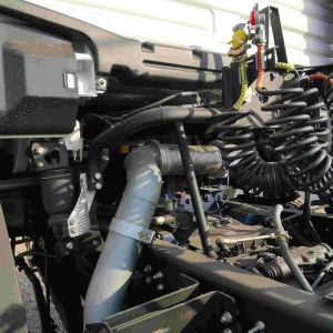 Red SHACMAN F3000 375HP Euro V 6-Wheel Tractor Head 4x2 WEICHAI Engine