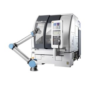Quality Universal UR10e Cobot Robot Arm With Sodick 3 Axis CNC Machine For Automation for sale Buy cheap Universal UR10e Cobot Robot Arm With Sodick 3 Axis CNC Machine For Automation product
