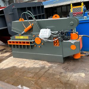 Scrap Metal Shearing Machine Recycling Crocodile Cutting Machine