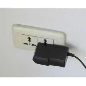 Buy cheap 300Lm 50, 000 hours Life Span Par 50 White Led Desk Lamp Clamp Light  With Touch Switch from wholesalers