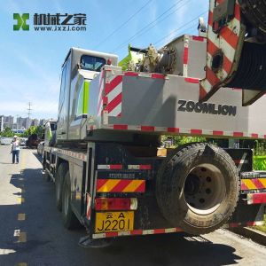 China Used Truck Crane with Max Boom Length 21.8m and Longest Main Arm 80.5m for Efficient Heavy Duty Lifting at 1.5 R/min on sale