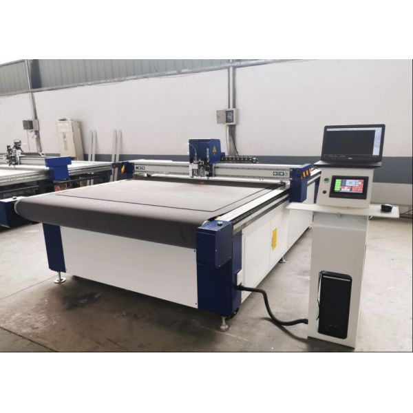 CNC Woodworking Sliding Table Saw , Knife Cutting Machine For Leather Cutting