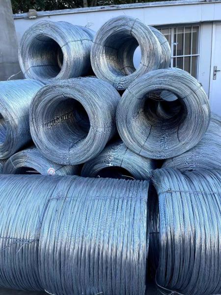 Buy cheap Strong And Durable WHITE Gabion Basket Mesh Zinc Coating 40-400g/m2 1.8mm-4mm Wire Diameter from wholesalers