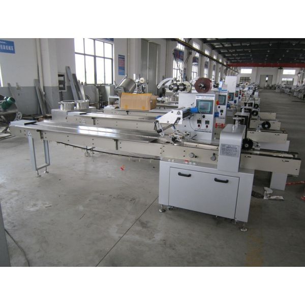 Quality Multifunctional Horizontal Pillow Packing Machine 4200mm × 1250mm × 1750mm for sale