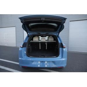 Buy cheap LiXiang L7 Four-Wheel Drive Model Multi-function Steering Wheel Car Entertainment System from wholesalers