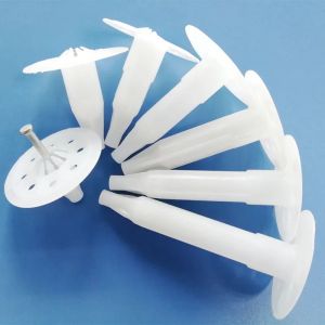China HDPE Hammer in Wall Insulation Anchors with Custom Logo Flat Head and Various Lengths on sale