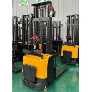 China Light Weight 1-1.5t Load Capacity 500mm Load Center Electric Pallet Stacker All-Electric Forklift with 1100mm Fork Length on sale