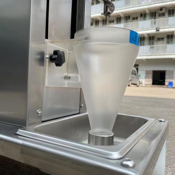 Convenient Ice Cream Blender Machine Smooth Operation Frozen Yogurt Mixing Machine