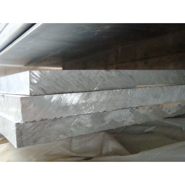 Buy cheap 1060 Aluminium Non-alloy Foil with medium thick used in Tank Manufacturing from wholesalers