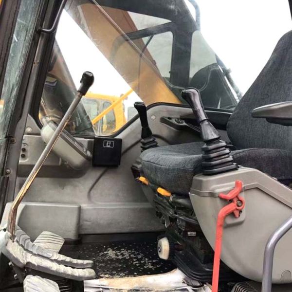 29000 KG Used Volvo EC290DL Crawler Track Excavator with Good Health Performance