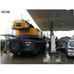 2009 XG 240T Mobile Crane with Maximum Lifting Weight of 16t in Original
