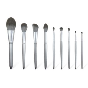China Beauty Care Make Tools Silver Rigorous Workmanship Cosmetic Brush on sale
