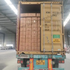 Buy cheap Smooth Surface Non-Slip Wire Shirt Hangers with Non-Slip Design and Shirts from wholesalers