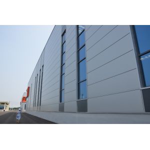 Real Estate Prefabricated Steel Structure Warehouse Factory Building Constructio