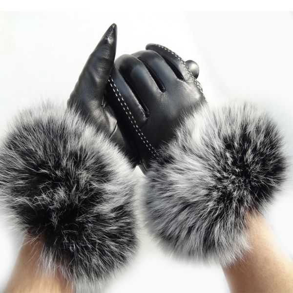 Buy cheap Touch Screen Sheep Womens Soft Leather Gloves With Fluffy Fox Fur Trim Cuff from wholesalers