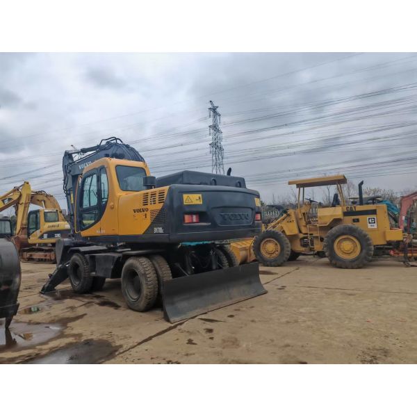 Used Volvo EW170BLC Wheel Excavator Hot Sale In South American
