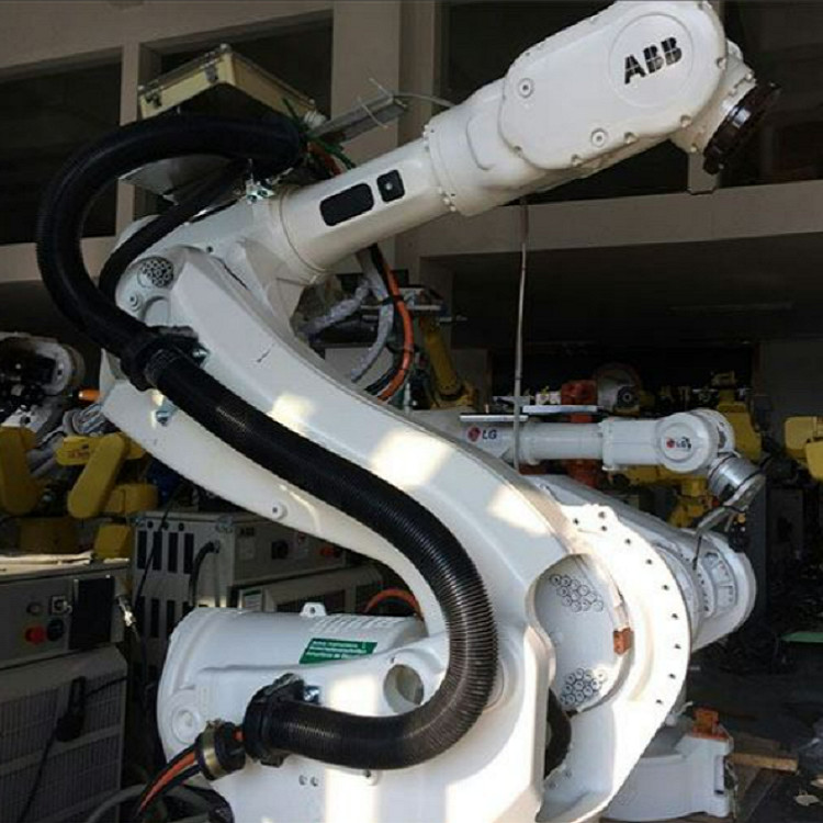 IRB 6700 Used Robot Arm 2. 6m Reach Robot Arm For Pick And Place