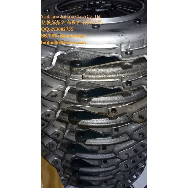 Quality Clutch Cover Pressure Plate 3A161-25110 Kubota M8200 M9000 Tractor 3A151-25110 for sale