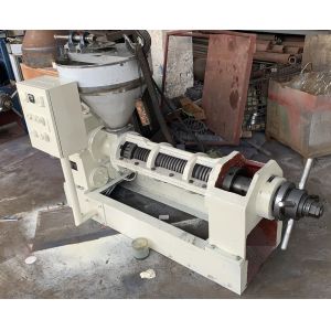 Simple Structure Vegetable Oil Press Machine Temperature Controlling