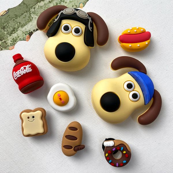 Quality slippers shoe buckle Big Eyes Shoe Decoration Charms Customized Gold Color Plating for sale