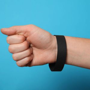 Custom Tyvek Event Wristbands Barcode Number Waterproof Event Party Identificati