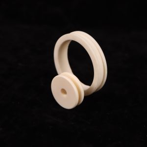 China Compressive Strength 3000 MPa Aluminum Oxide Ceramic for High Dielectric Constant 9.6 Hardness 9 Mohs on sale