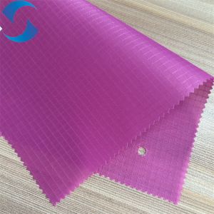 China 190T Taffeta Fabric 0.3CM Ripstop Soft And Resilient Polyester on sale
