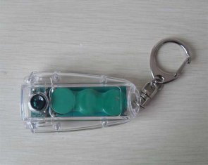 Solar keychain light