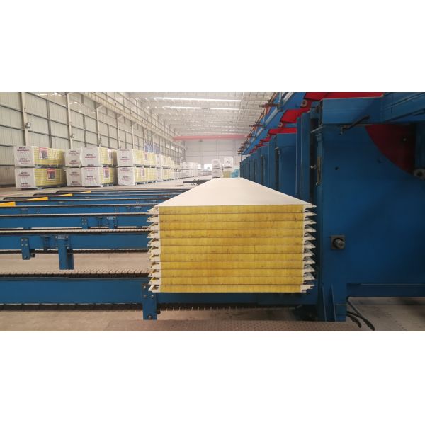 Quality Lightweight Thermal Insulation Glasswool Sandwich Panel With Customizable Surface Treatment for sale