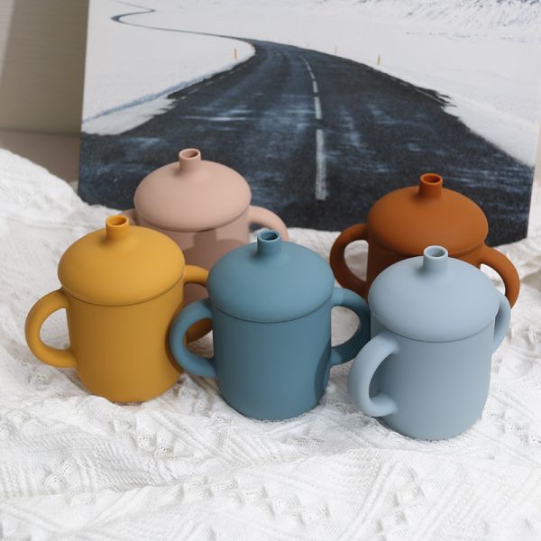 Quality ODM Children infant training sippy cup silicone lid Latex Free With Straw for sale