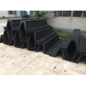 Buy cheap Customized V Shape Harbor Rubber Boat Fenders System Oem For Ship / Marine from wholesalers