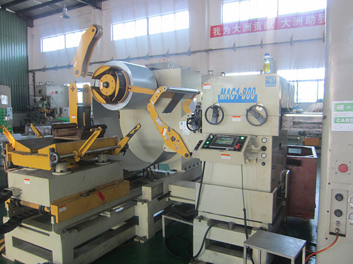 Buy cheap NC Decoiler Straightener Feeder Servo Mechanical Transmission Punch Processing Technology from wholesalers