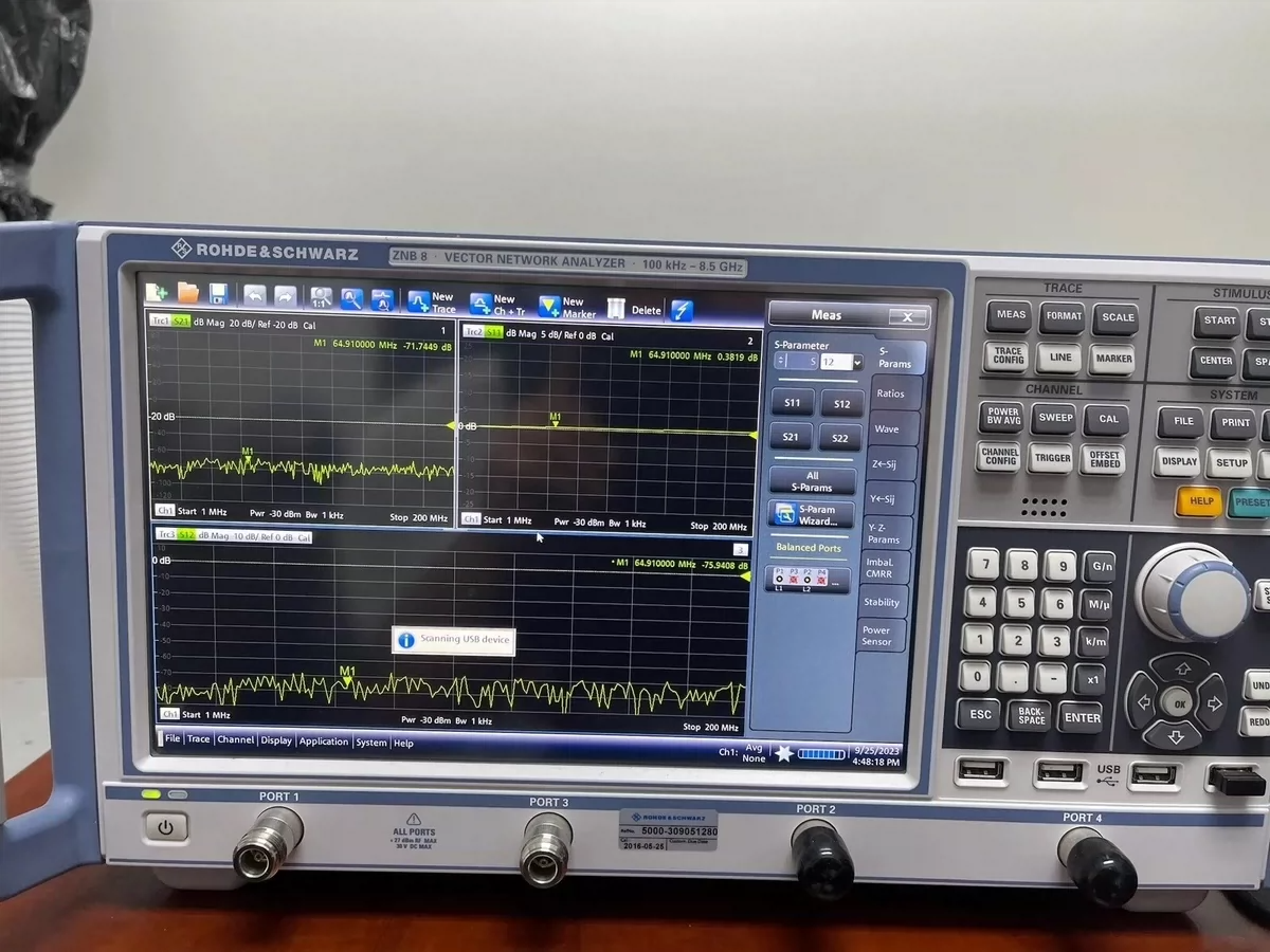 Rohde & Schwarz ZNB8 VNA Vector Network Analyzer 8.5 GHz High Dynamic Range