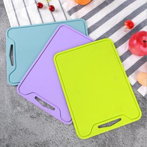 China Oilproof Silicone Kitchen Utensils Multi Function , Portable Silicone Chopping Board on sale