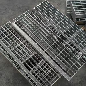 Buy cheap Galvanized Anti Slip Floor Grating with High Load Capacity from wholesalers